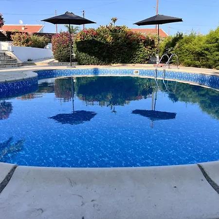 Charming With Private Pool And Garden View * Erimi