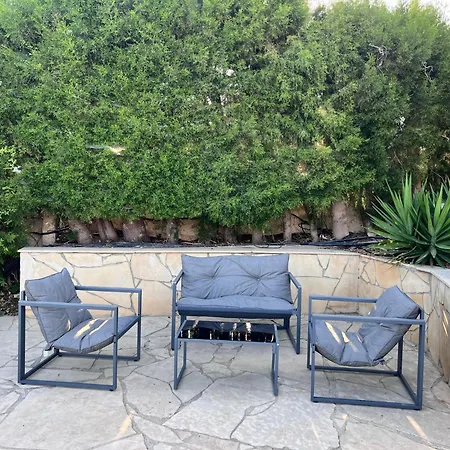 Charming With Private Pool And Garden View Erimi