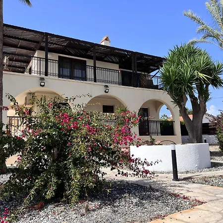 Villa Charming With Private Pool And Garden View