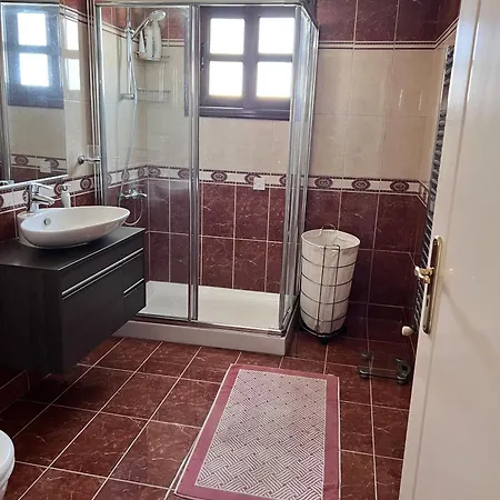 Charming With Private Pool And Garden View * Erimi